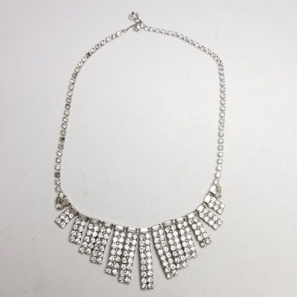 Vintage Rhinestone Fringe Style Collar Necklace, Retro Silver Tone Sparkle - Picture 2 of 6